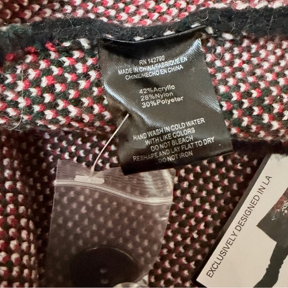 Vertigo Paris Black label tapestry floral rose coatigan duster long sweater coat - Picture 11 of 11